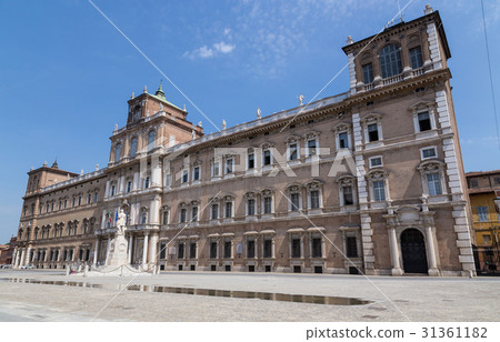 Palazzo Ducale Modena Emilia Romagna Italy 31361182