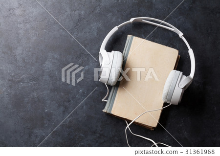 Audio book concept 31361968