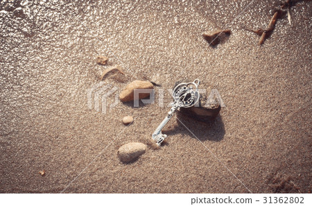 Key to the lake sand 31362802