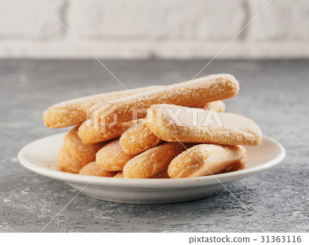 ladyfinger savoiardi biscuit cookie 31363116