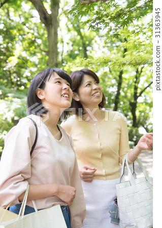 Photographing cooperation: Japan Economics University 31363945