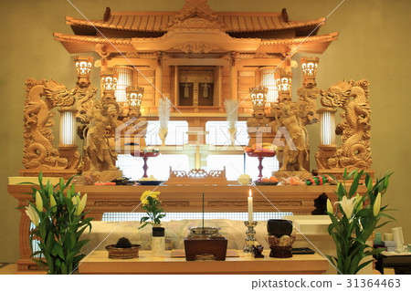 Shiraki altar Shiraki altar 31364463
