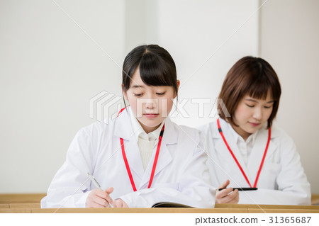 Medical University College Girls 31365687