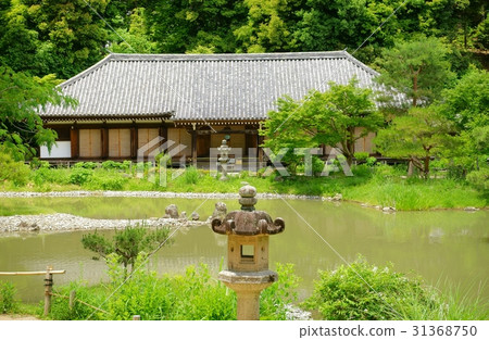 Joruri Temple in May 4 Joruri Temple in May 4 31368750