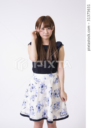 Girls tears 31375631