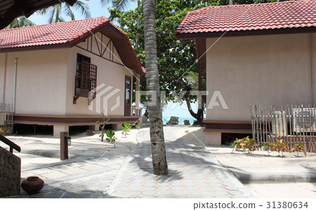 bungalow of the island of Koh Samui, Thailand bungalow of the island of Koh Samui, Thailand 31380634