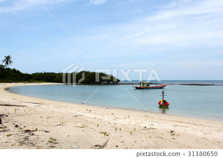 Scenic views of the coastline of island Koh Samui 31380650