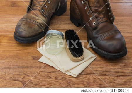 鞋子維護左右比較 31380904