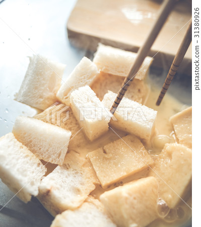 French toast	 31380926