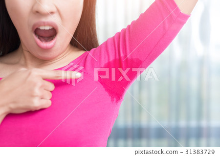 woman with body odor 31383729