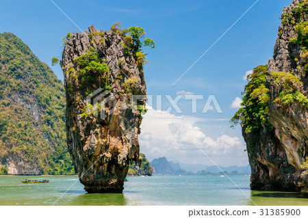 Famous rocky James Bond Island. Phang nga bay 31385900