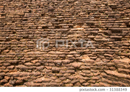 Background of old vintage brick wall 31388349