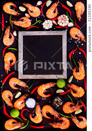 Perfect cooked prawns shrimps with herbs, spices Perfect cooked prawns shrimps with herbs, spices 31389190