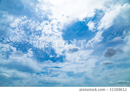 Cloudy sky sky picture material sky and clouds blue sky and white clouds copy space text space ordinary clouds 31389612