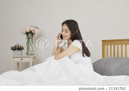 Daily life of a young woman in her twenties Daily life of a young woman in her twenties 31391762