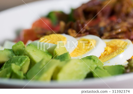 Cobb salad   31392374