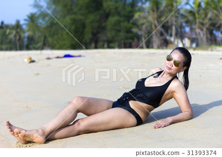 Lady shape sexy swimsuit Lady shape sexy swimsuit 31393374