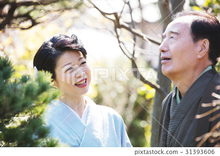 一個豐富的家庭花園 31393606