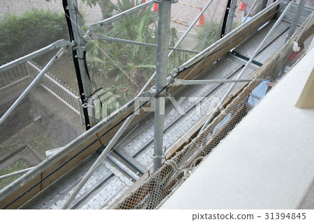 Scaffolding exterior paint Scaffolding exterior paint 31394845
