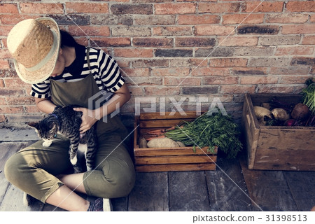 Girl Holding Cat Farmer Agriculture Natural Girl Holding Cat Farmer Agriculture Natural 31398513