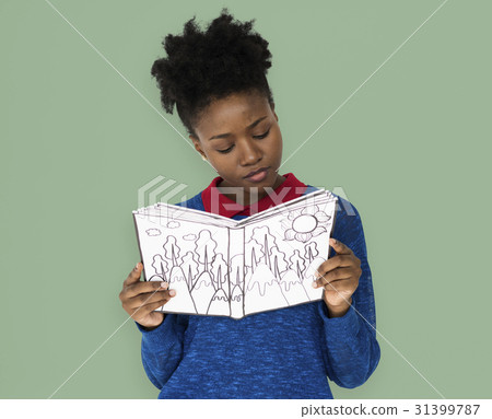 A Girl Pay Attention Reading a Book A Girl Pay Attention Reading a Book 31399787