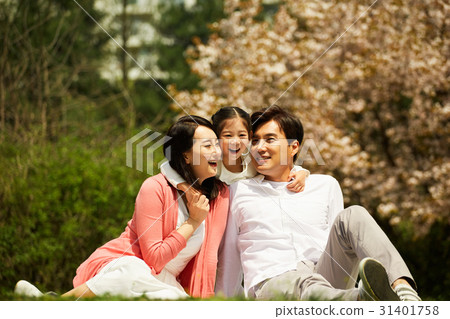 Happy family of three 31401758