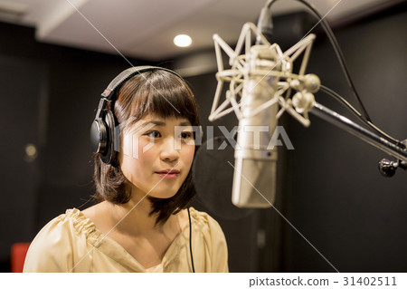 Female recording 31402511