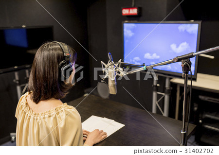 Female recording 31402702