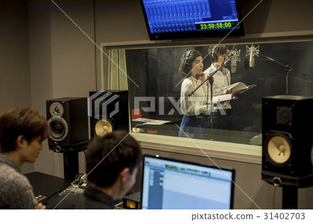 Male and female studio recording 31402703