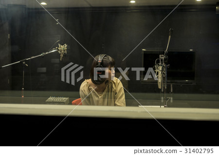 Female recording Female recording 31402795