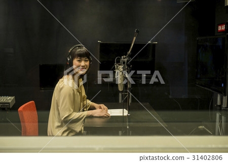 Female recording Female recording 31402806