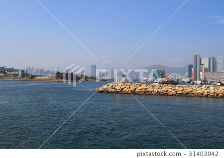 Kwun Tong Typhoon Shelter, hk 31403942