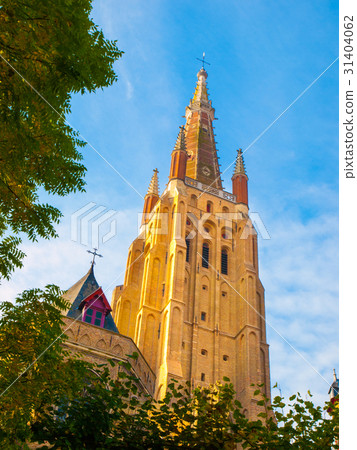 Medieval Church of Our Lady in Bruges on sunny day 31404062