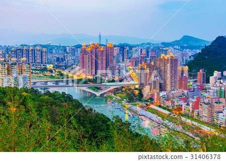 Mountain view of New Taipei Xindian 31406378