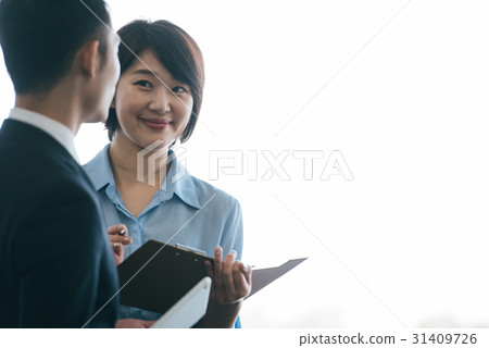 Male / female office scene Male / female office scene 31409726