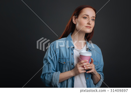 Dreamy young woman waiting for someone 31409897