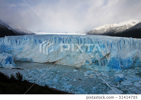 Perito Moreno glacier, Patagonia, Argentina 31414785