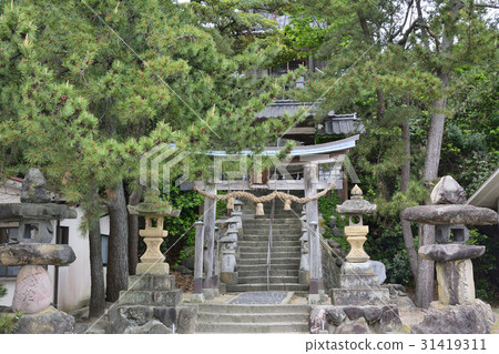 Araragi Shrine Uratomi Coast 31419311