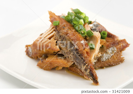 鰹魚的骨頭 31421009