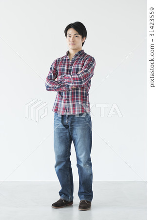 一個20年代的男性肖像 31423559