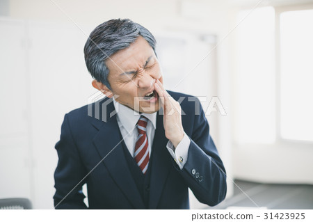 cary, cavity, decayed tooth 31423925