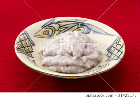 Turnmium rinkas (rice balls of taro) 31425175