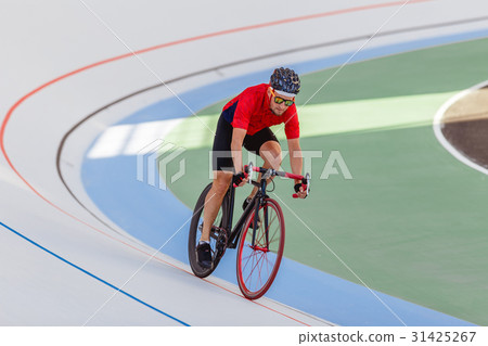 Active man on white velodrome outdoor 31425267