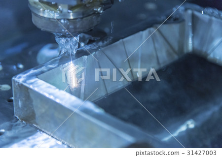 Close-up of the wire - EDM CNC machine  31427003