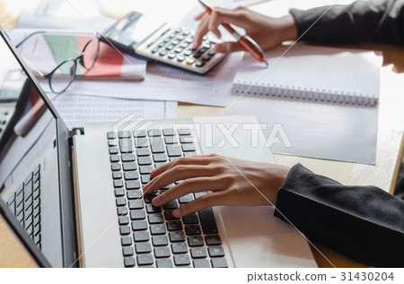 business accounting concept businesswoman business accounting concept businesswoman 31430204