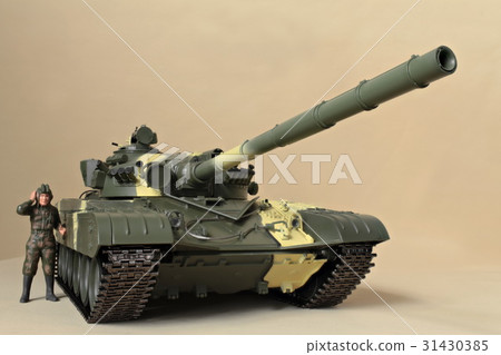Soviet tank T-72  front view 31430385