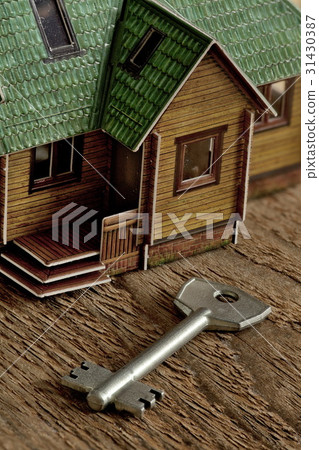 Key attached to house 31430387