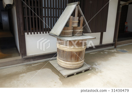 Fire trough 31430479
