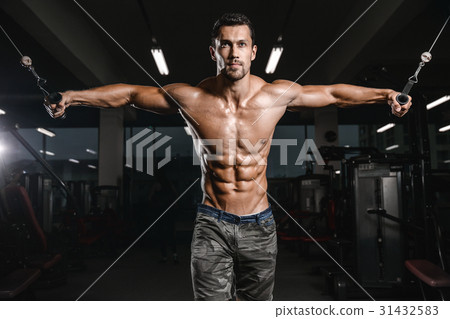 Brutal caucasian handsome fitness men on diet training chest pum Brutal caucasian handsome fitness men on diet training chest pum 31432583