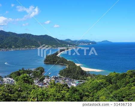 從Amanohashidate視圖風景Amanohashidate旅遊區的看法 從Amanohashidate視圖風景Amanohashidate旅遊區的看法 31436710